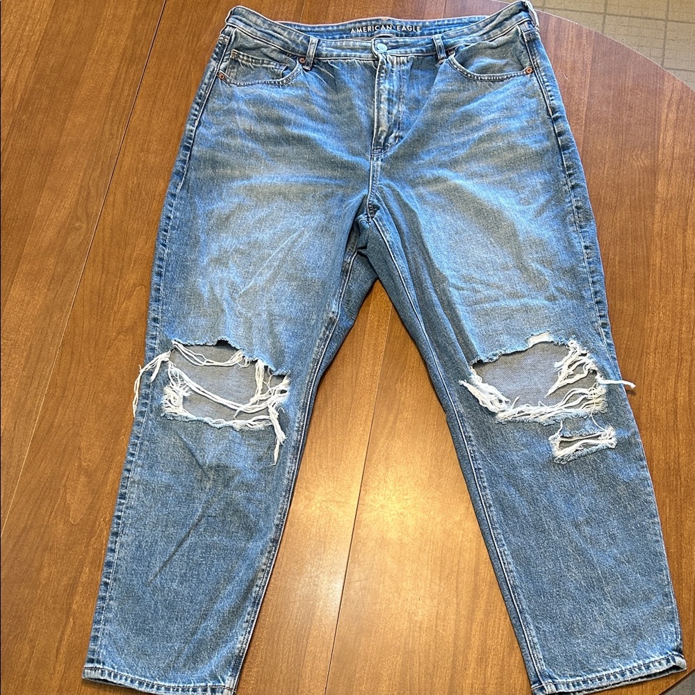 American Eagle Outfitters Light Blue Denim Jeans